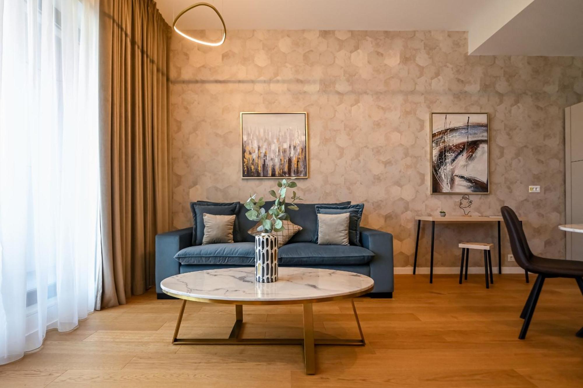 One Verdi Park Exclusive Apartments - Panoramic View & Private Parking Bucarest Habitación foto
