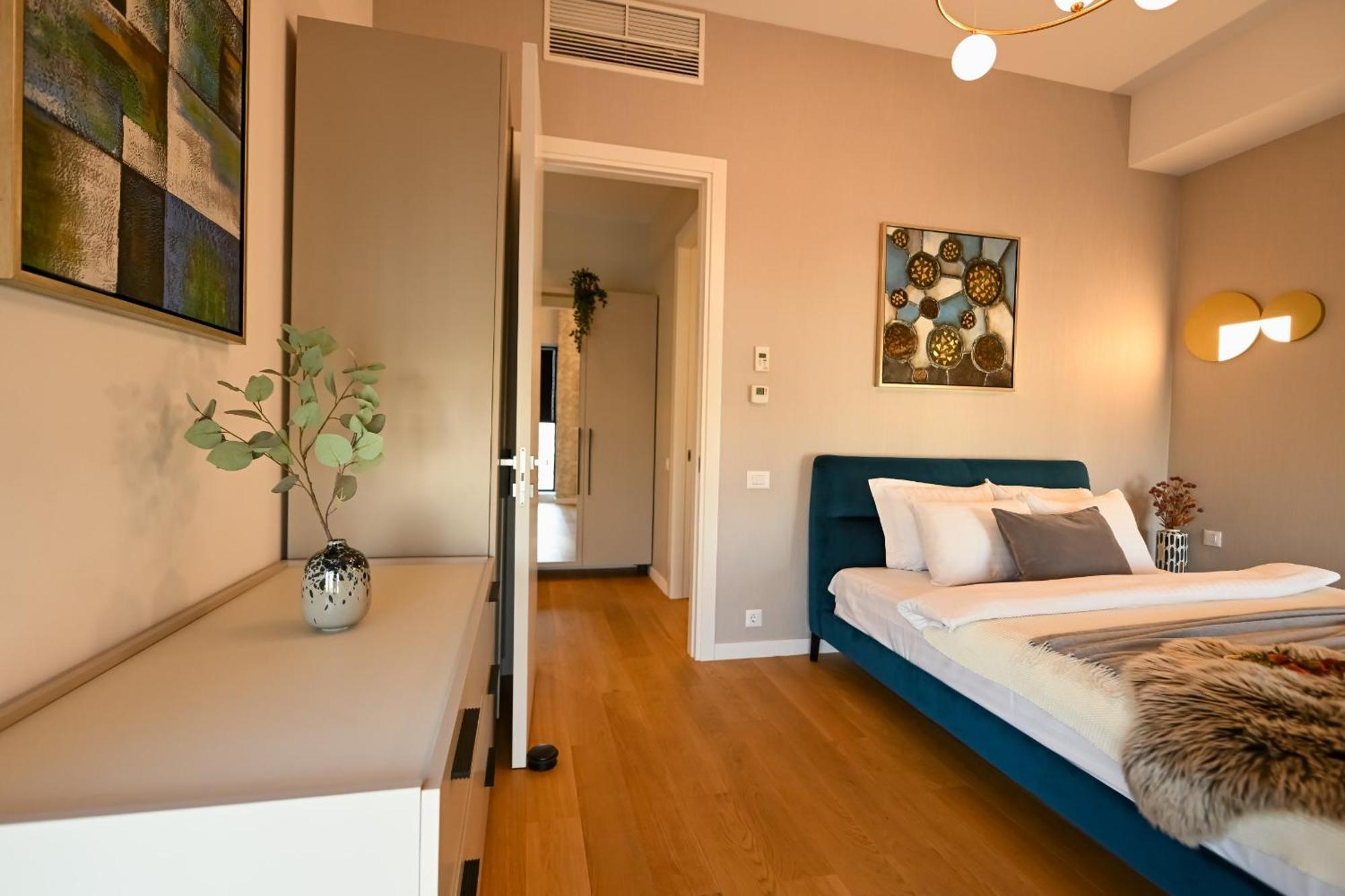One Verdi Park Exclusive Apartments - Panoramic View & Private Parking Bucarest Habitación foto